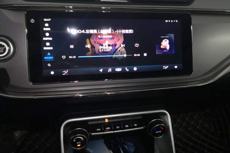 Used Geely Auto Binray 2018 14T CVT Binyi Edition Audio And AC Panel