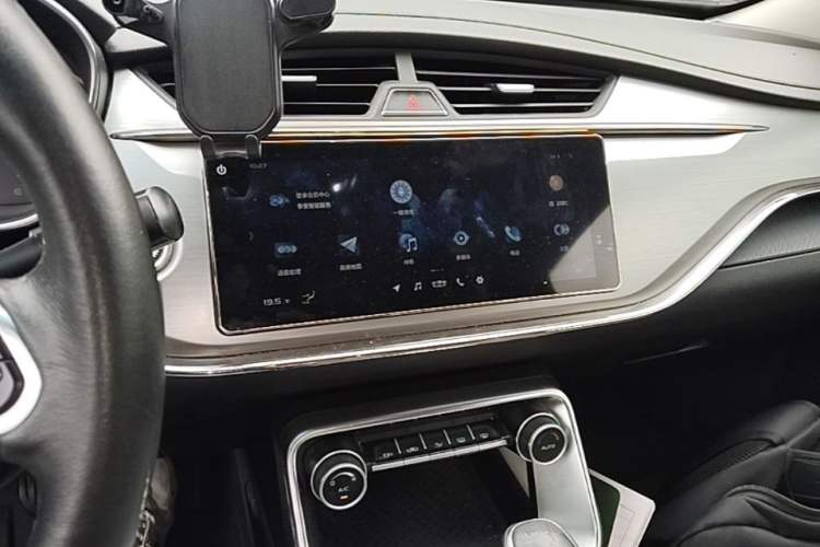 Used Geely Auto Binray 2018 14T CVT Binyi Edition Audio And AC Panel