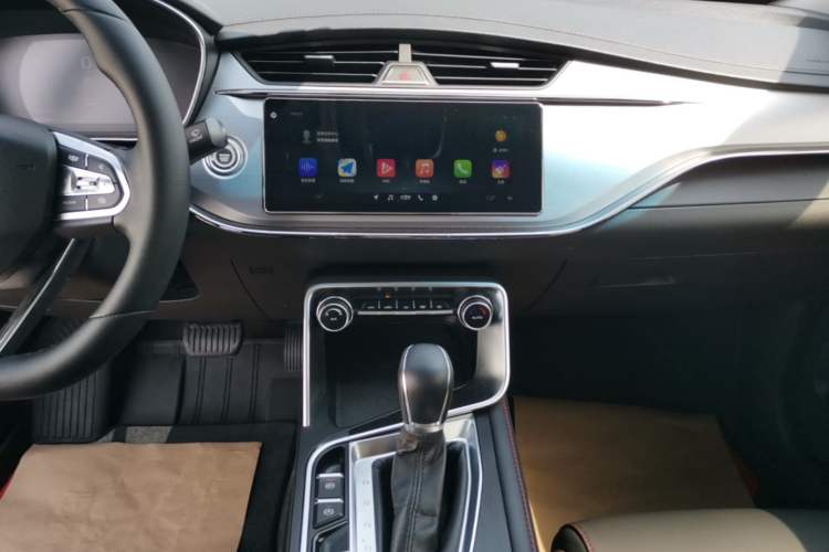 Used Geely Auto Binray 2018 14T CVT Binyi Edition Audio And AC Panel