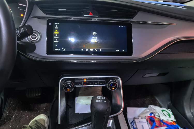 Used Geely Auto Binray 2018 14T CVT Binyi Edition Audio And AC Panel