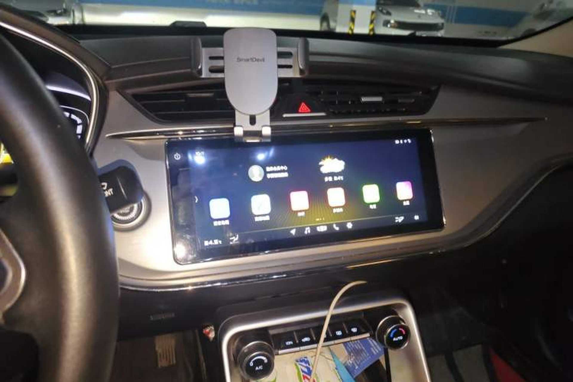 Used Geely Auto Binray 2018 14T CVT Binyi Edition Audio And AC Panel