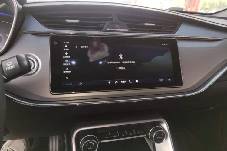 Used Geely Auto Binray 2018 14T CVT Binyi Edition Audio And AC Panel