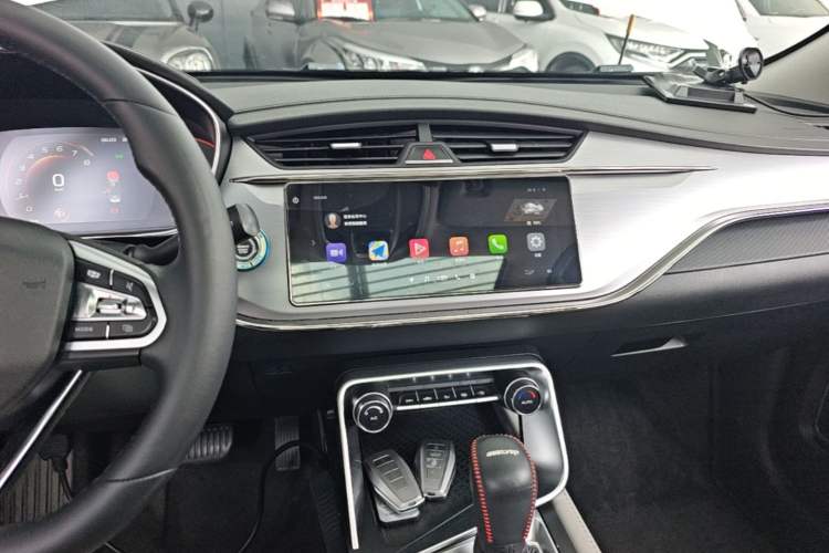 Used Geely Auto Binray 2018 14T CVT Binyi Edition Audio And AC Panel
