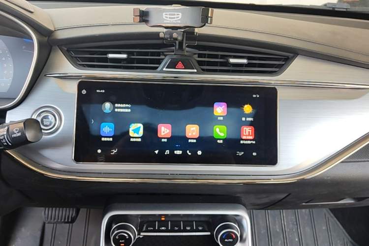 Used Geely Auto Binray 2018 14T CVT Binyi Edition Audio And AC Panel