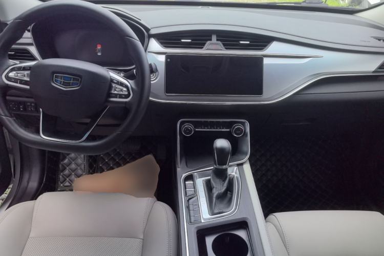 Used Geely Auto Binray 2018 14T CVT Binyi Edition Center Console