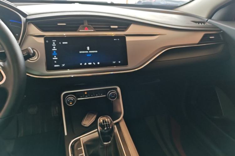 Used Geely Auto Binray 2018 14T Manual Binzhi Edition Center Console