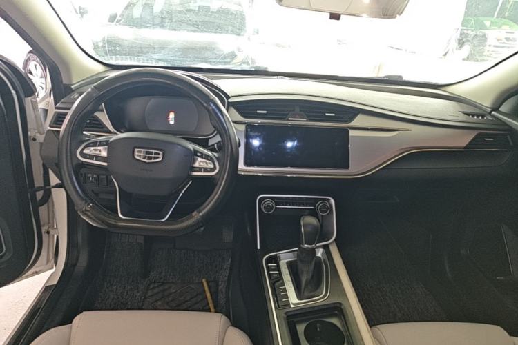 Used Geely Auto Binray 2018 14T CVT Binyi Edition Center Console