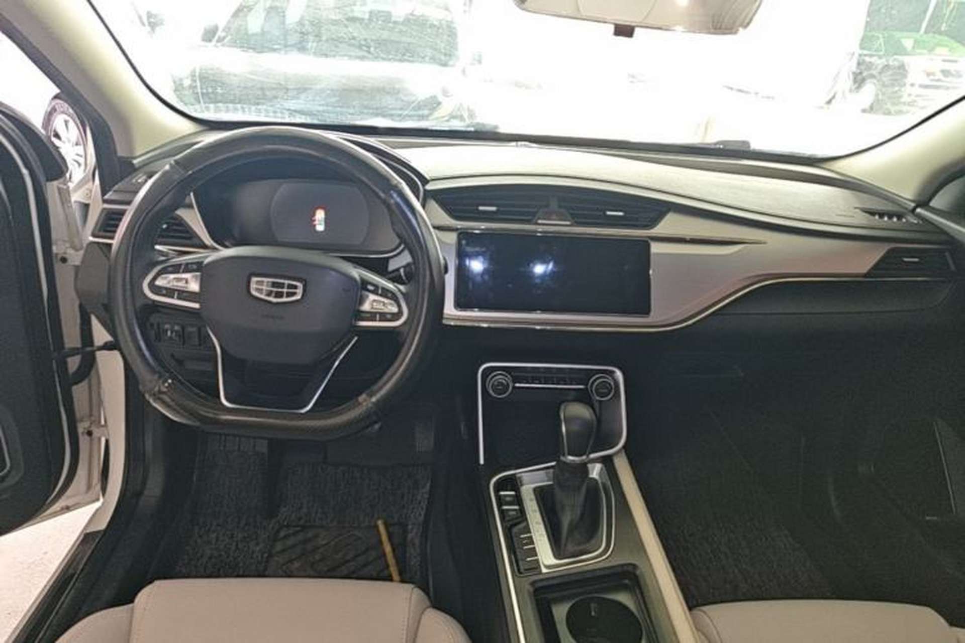 Used Geely Auto Binray 2018 14T CVT Binyi Edition Center Console