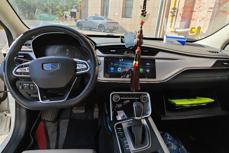 Used Geely Auto Binray 2018 14T CVT Binyi Edition Center Console