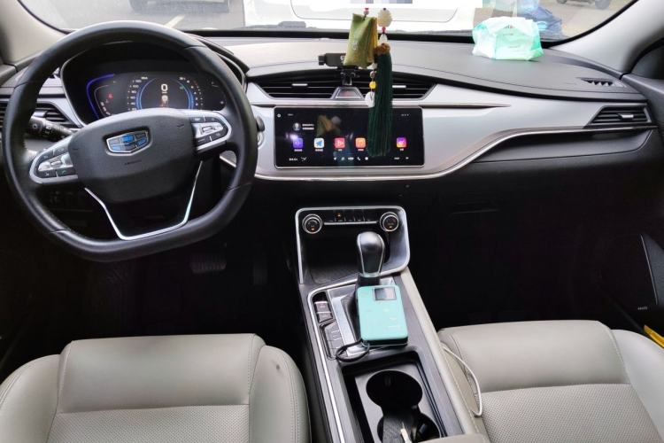 Used Geely Auto Binray 2018 14T CVT Binyi Edition Center Console