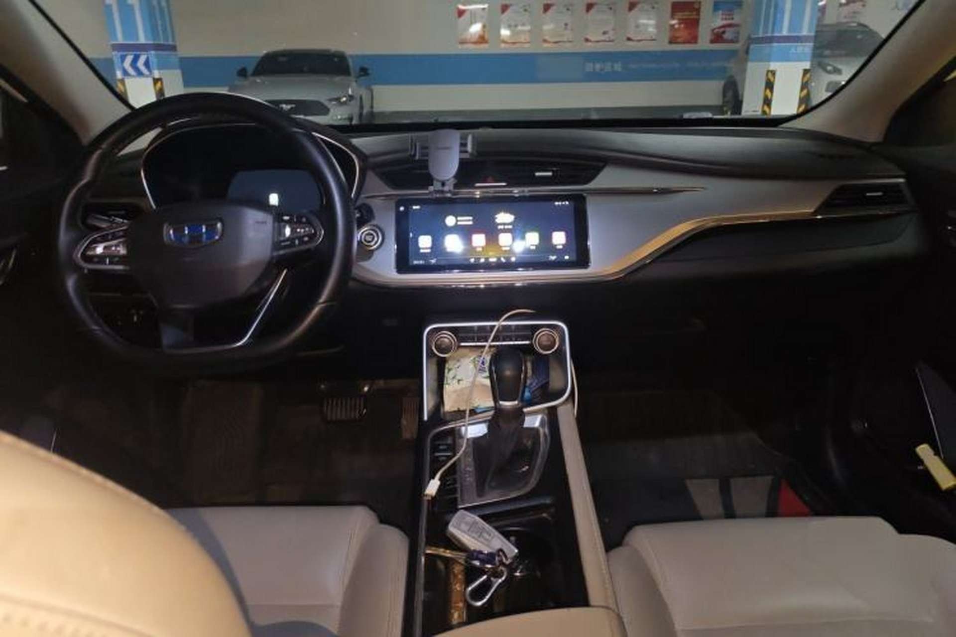Used Geely Auto Binray 2018 14T CVT Binyi Edition Center Console