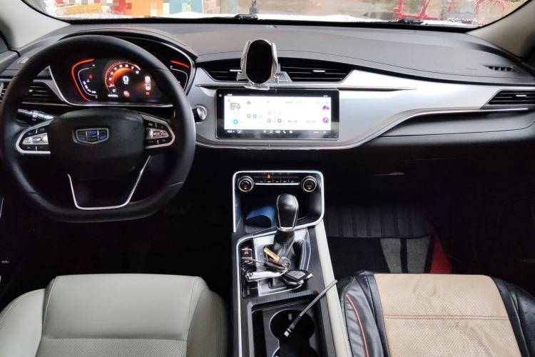 Used Geely Auto Binray 2018 14T CVT Binyi Edition Center Console