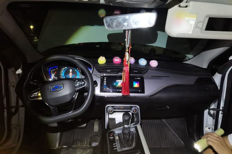 Used Geely Auto Binray 2018 14T CVT Colorful Edition Center Console