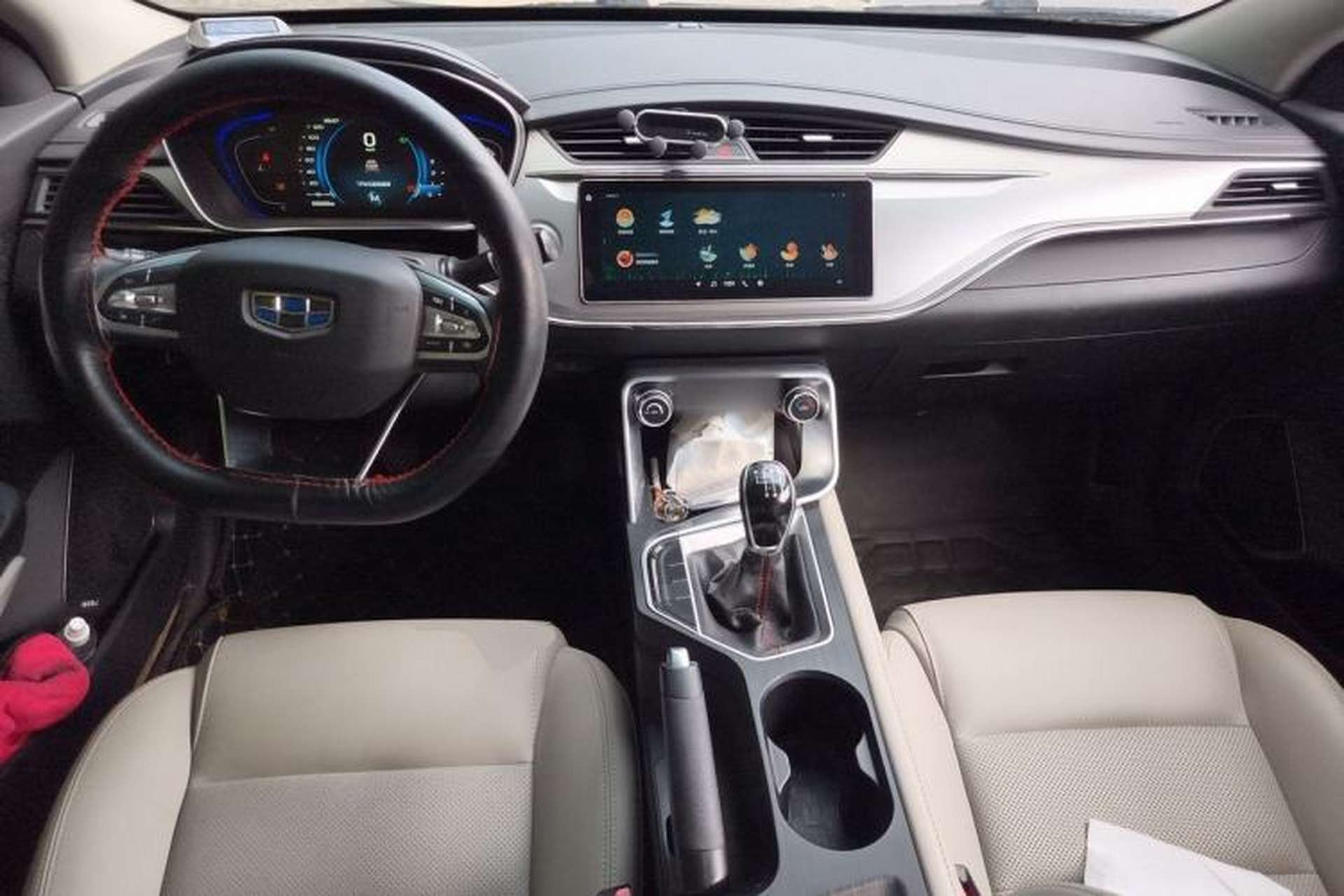 Used Geely Auto Binray 2018 14T Manual Colorful Edition Center Console