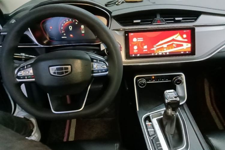 Used Geely Auto Binray 2018 14T CVT Binyi Edition Center Console