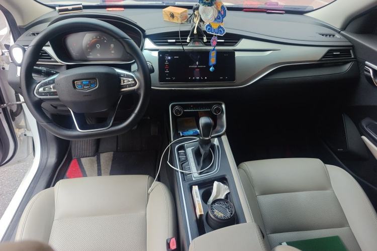 Used Geely Auto Binray 2018 14T CVT Binyi Edition Center Console
