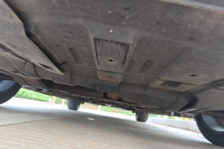 Used Geely Auto Binray 2018 14T CVT Binyi Edition Chassis Front