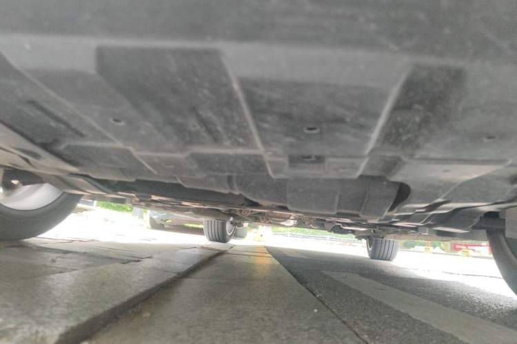 Used Geely Auto Binray 2018 14T CVT Binyi Edition Chassis Front