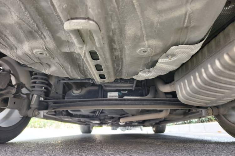 Used Geely Auto Binray 2018 14T CVT Binyi Edition Chassis Rear