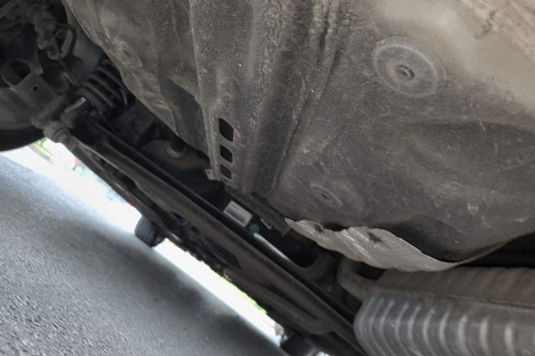 Used Geely Auto Binray 2018 14T Manual Binshang Edition Chassis Rear