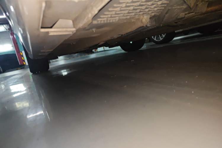 Used Geely Auto Binray 2018 14T CVT Binyi Edition Chassis Rear Left