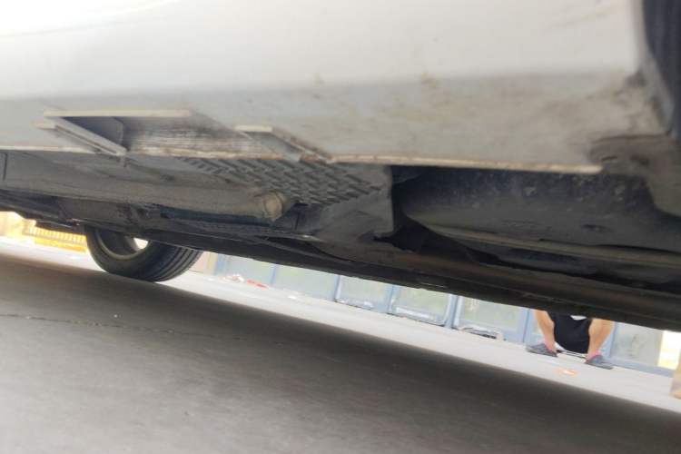 Used Geely Auto Binray 2018 14T CVT Binyi Edition Chassis Rear Left
