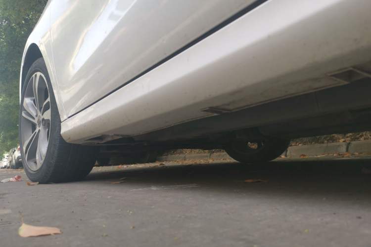 Used Geely Auto Binray 2018 14T CVT Binyi Edition Chassis Rear Left