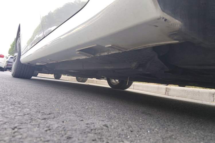 Used Geely Auto Binray 2018 14T CVT Binyi Edition Chassis Rear Left