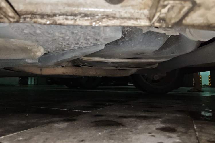 Used Geely Auto Binray 2018 14T CVT Binyi Edition Chassis Rear Left