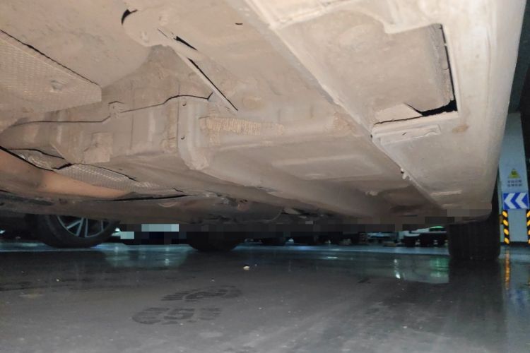 Used Geely Auto Binray 2018 14T CVT Binyi Edition Chassis Rear Right