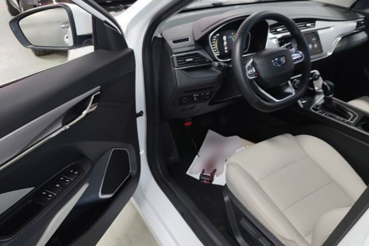 Used Geely Auto Binray 2018 14T CVT Colorful Edition Driver Seat