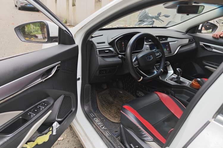 Used Geely Auto Binray 2018 14T Manual Binzhi Edition Driver Seat