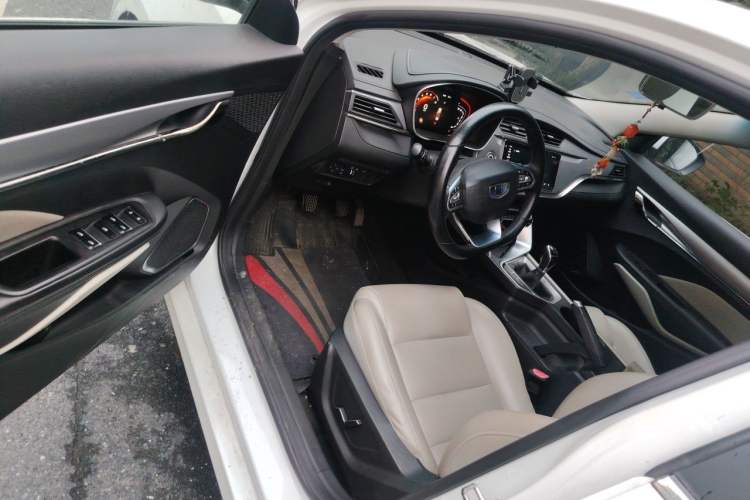 Used Geely Auto Binray 2018 14T Manual Binzhi Edition Driver Seat