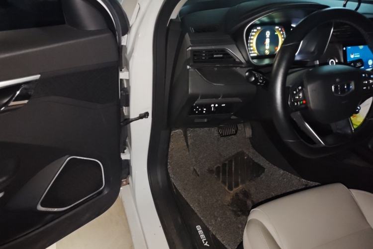 Used Geely Auto Binray 2018 14T CVT Binyi Edition Driver Seat