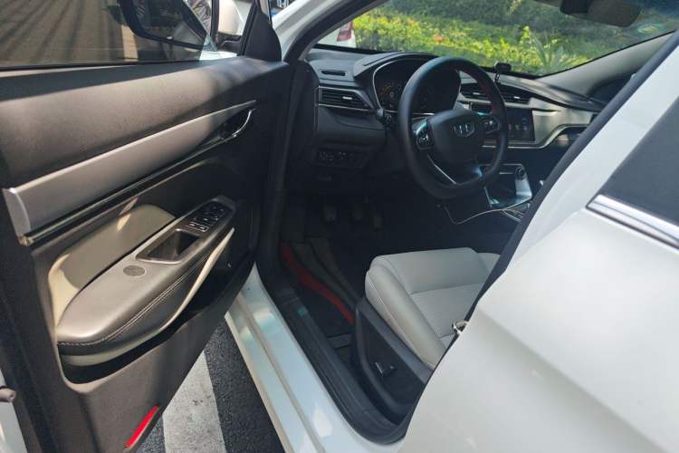 Used Geely Auto Binray 2018 14T Manual Binzhi Edition Driver Seat