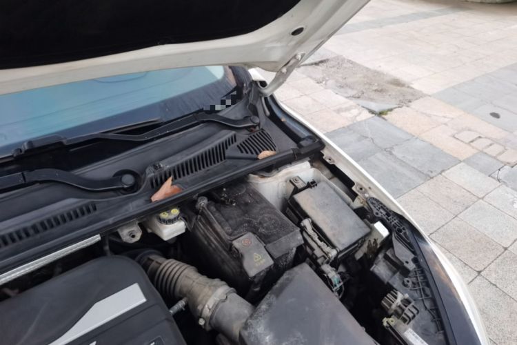 Used Geely Auto Binray 2018 14T CVT Colorful Edition Engine Bay Left