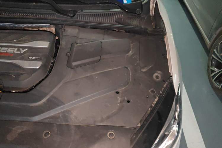 Used Geely Auto Binray 2018 14T CVT Binyi Edition Engine Bay Left