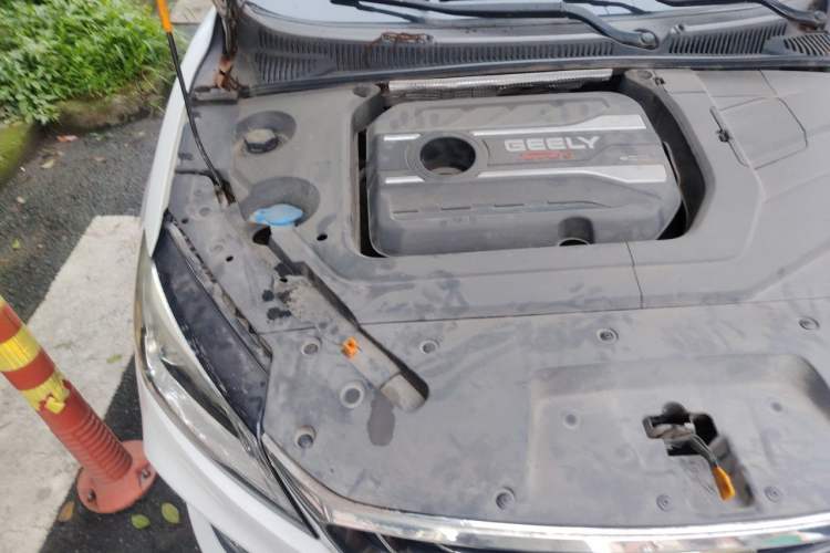 Used Geely Auto Binray 2018 14T Manual Binzhi Edition Engine Bay Right