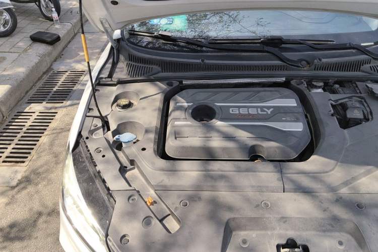 Used Geely Auto Binray 2018 14T CVT Binyi Edition Engine Bay Right
