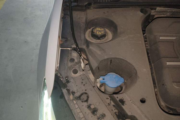 Used Geely Auto Binray 2018 14T CVT Binyi Edition Engine Bay Right