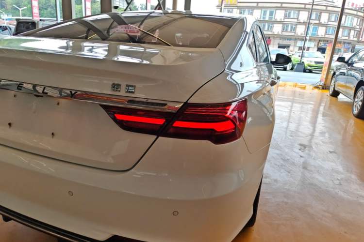 Used Geely Auto Binray 2018 14T Manual Binzhi Edition Exterior 3