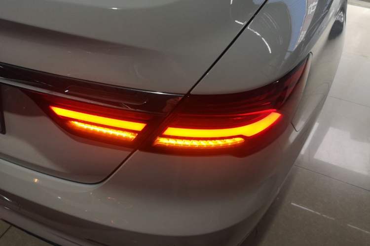 Used Geely Auto Binray 2018 14T CVT Binyi Edition Exterior 3