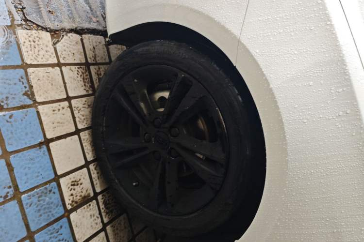 Used Geely Auto Binray 2018 14T CVT Binyi Edition Exterior 4