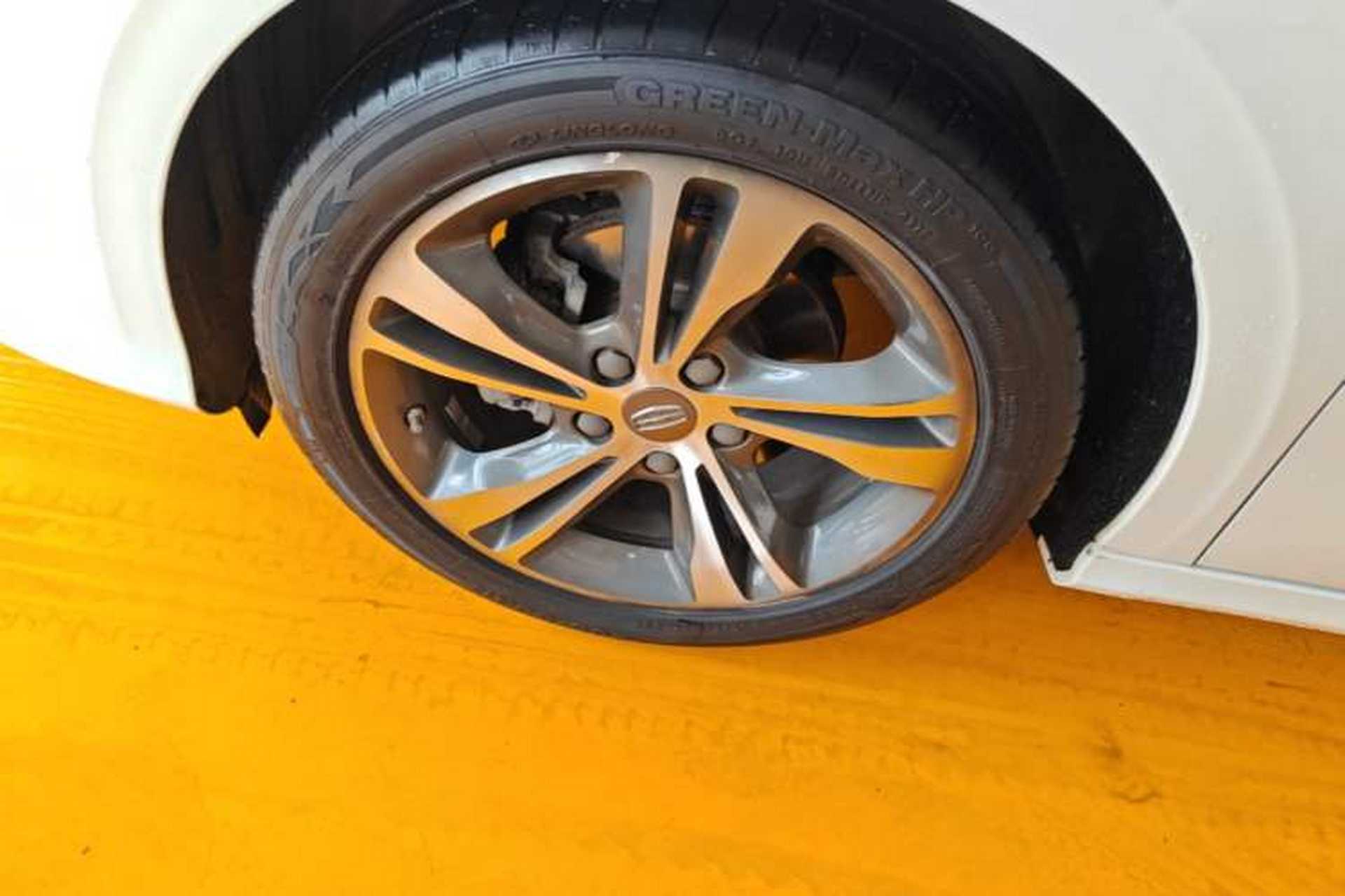Used Geely Auto Binray 2018 14T Manual Binzhi Edition Exterior 4