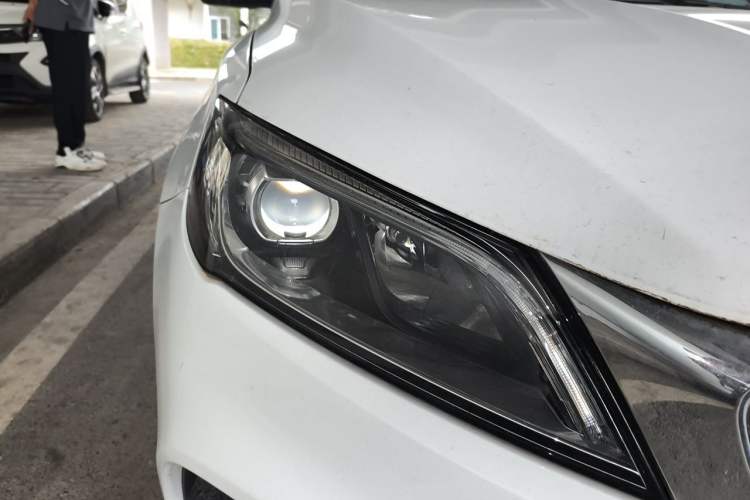 Used Geely Auto Binray 2018 14T Manual Binshang Edition Exterior 6