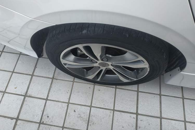 Used Geely Auto Binray 2018 14T CVT Binyi Edition Exterior 8