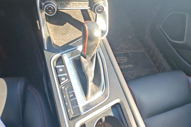Used Geely Auto Binray 2018 14T CVT Binyi Edition Gear Lever