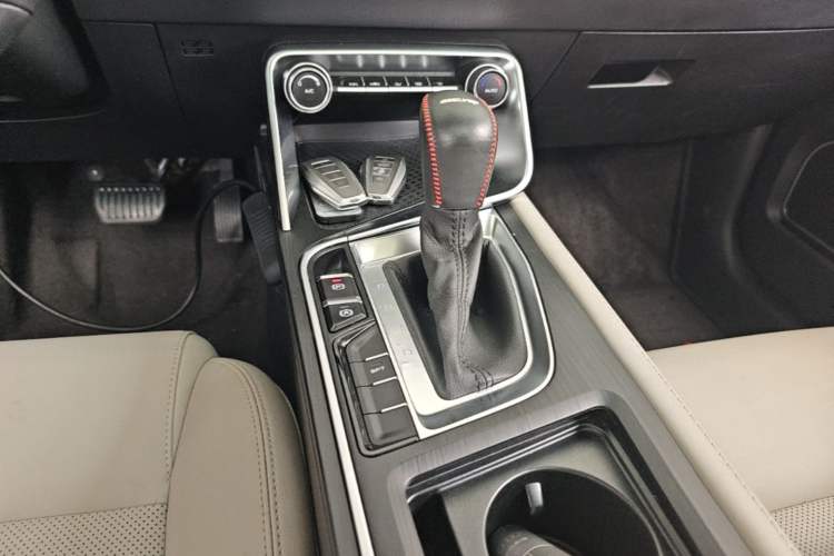 Used Geely Auto Binray 2018 14T CVT Binyi Edition Gear Lever
