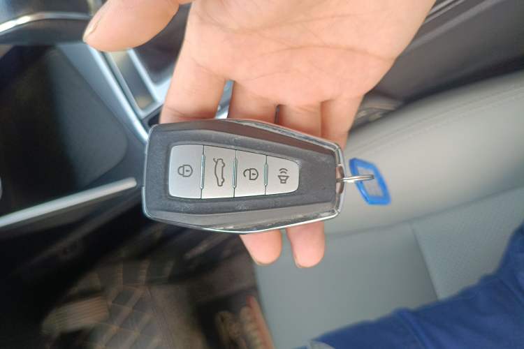 Used Geely Auto Binray 2018 14T CVT Colorful Edition Interior 1