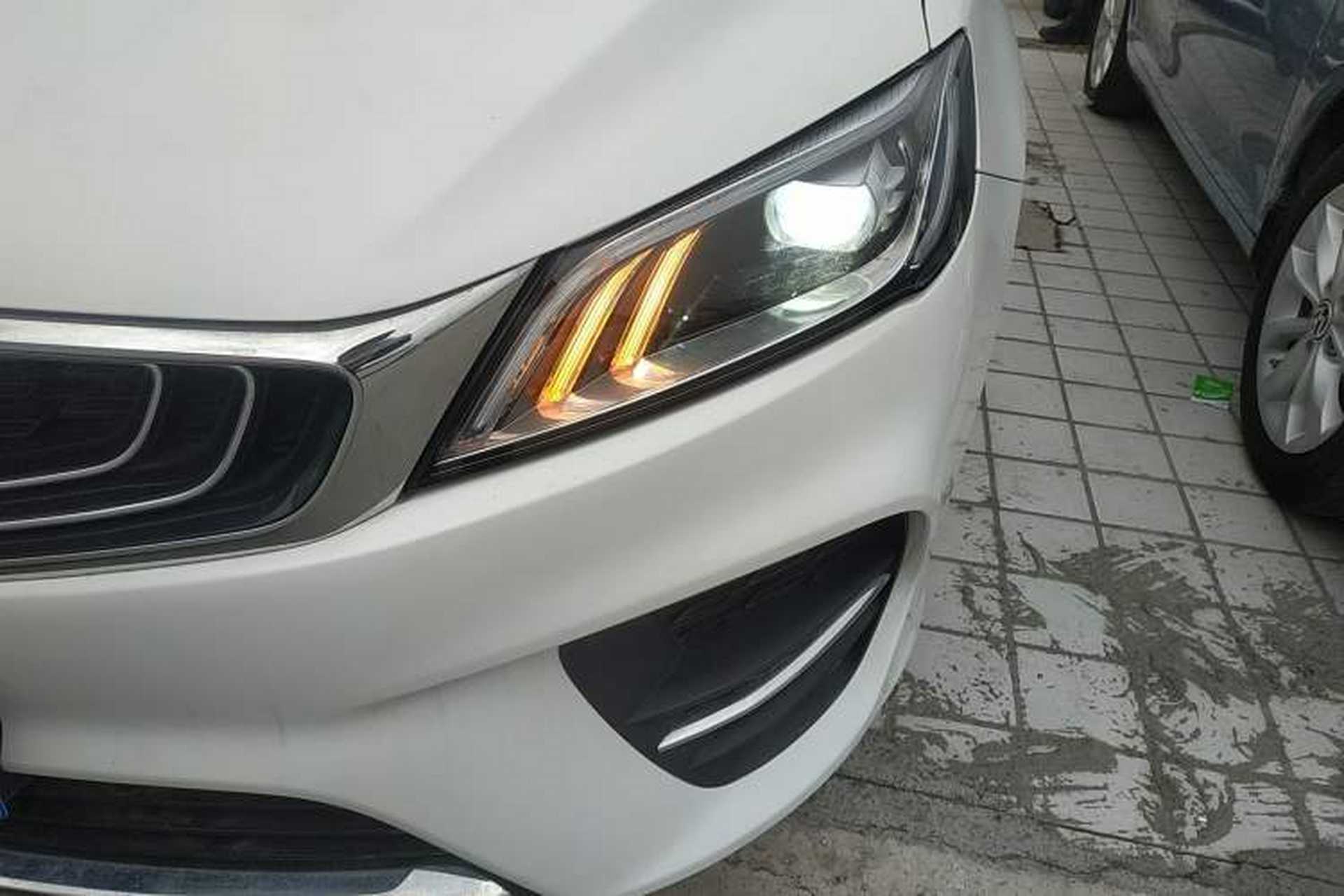 Used Geely Auto Binray 2018 14T CVT Binyi Edition Left Front Headlight